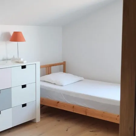 Moderne Aux Portes D'aix Villa