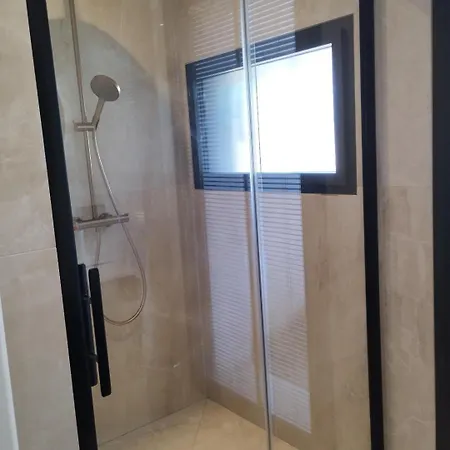 Moderne Aux Portes D'aix Villa